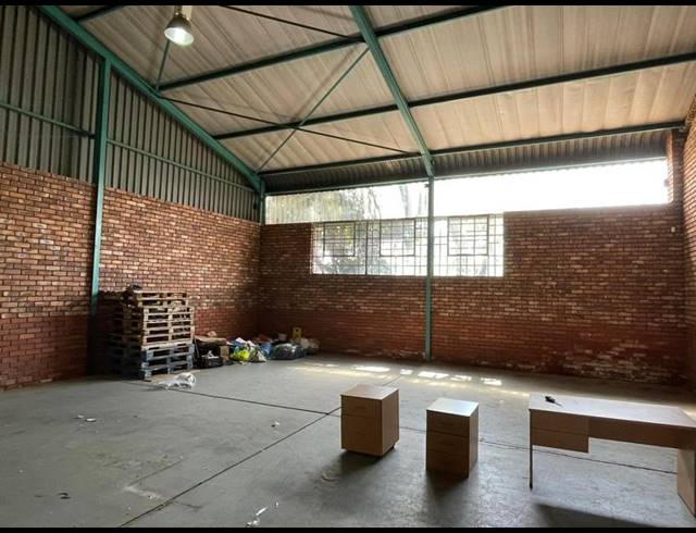 INDUSTRIAL PROPERTY TO RENT IN HENNOPSPARK